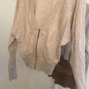 Crop sweater in rose